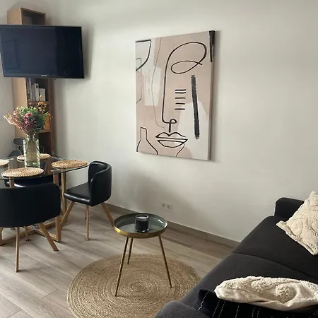 Montmartre Sacre Coeur Duplex