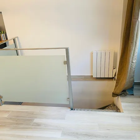 דירה Montmartre Sacre Coeur Duplex פריז