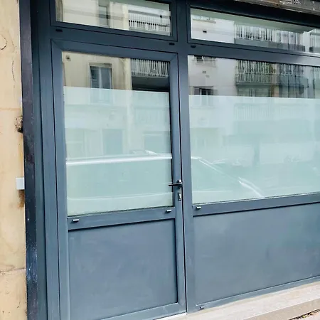 Montmartre Sacre Coeur Duplex * פריז